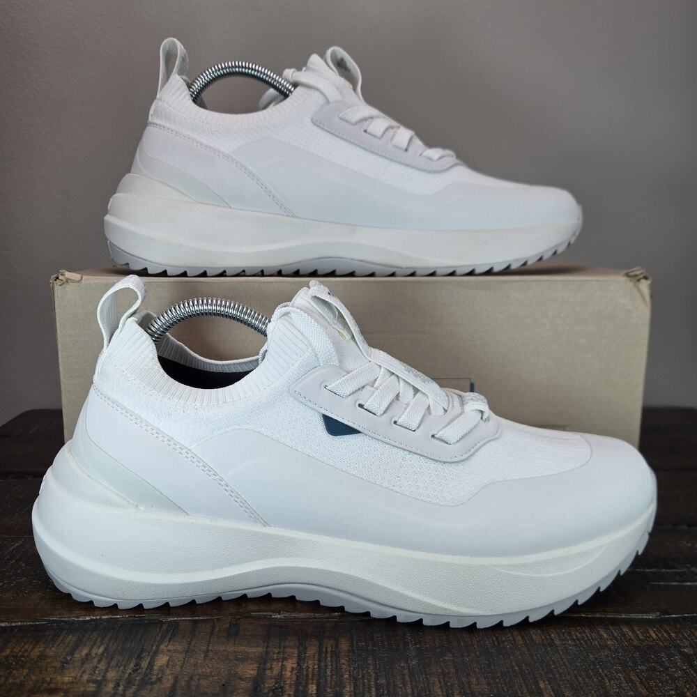 Vessi Stormburst Lowtop Womens Size 10 Waterproof Shoes Sneakers Hiking White